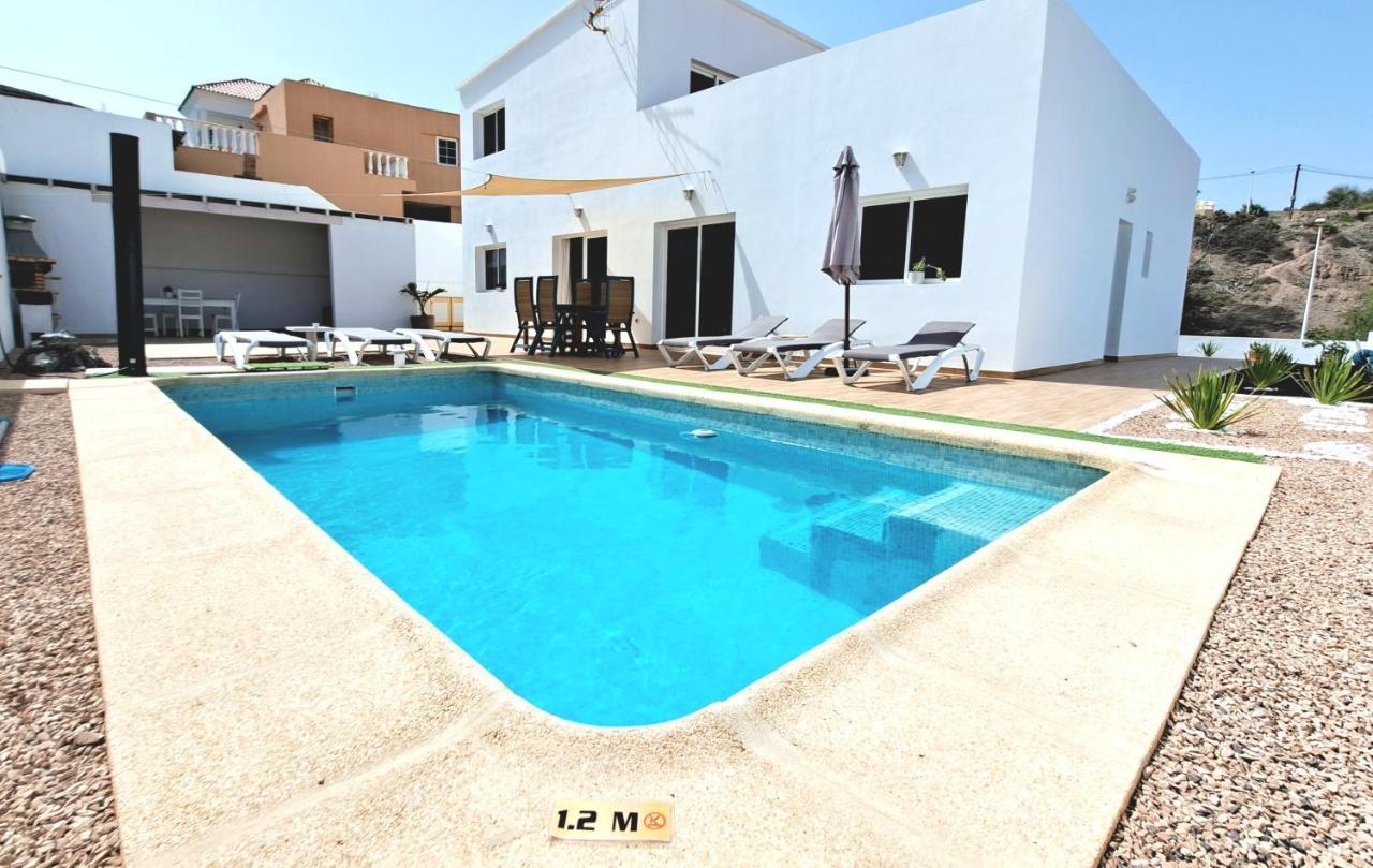 Villa Calma Climatized Pool Private Jacuzzi Spa In Tarajalejo Tuineje Exterior photo